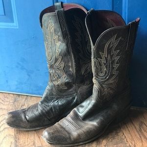 Very Rough! Lucchese mad dog goat boots - size 11